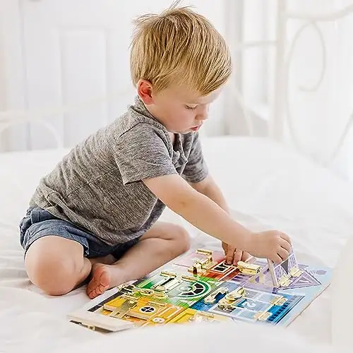 Melissa & Doug Holz Lernspielzeug Motorikbrett zum Verriegeln | Montessori Brett für Kleinkinder ab 3 Jahre | Motorik Spielzeug für die Vorschule | Activity Board Kinder | Brett Spiel mit Verschlüssen — 23