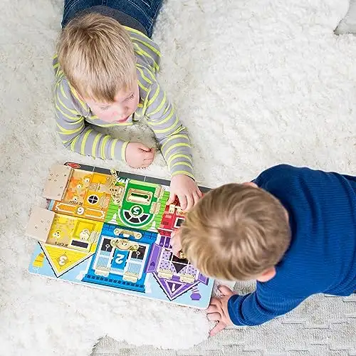 Melissa & Doug Holz Lernspielzeug Motorikbrett zum Verriegeln | Montessori Brett für Kleinkinder ab 3 Jahre | Motorik Spielzeug für die Vorschule | Activity Board Kinder | Brett Spiel mit Verschlüssen — 20
