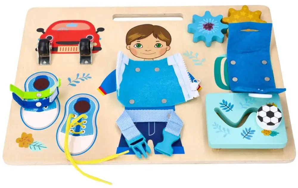 Motorik-Spielzeug mit der Figur Adam, Busy Board, Activity Board aus Holz, für Kinder ab 3 Jahren - Lernspielzeug - Zum Aufhängen im Kinderbett - Bemaltes Holz mit vorstehenden Elementen — 10
