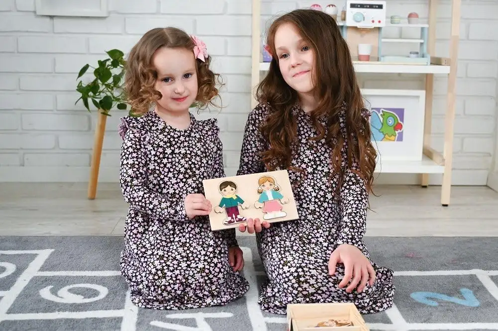 adam toys Magnetisches Holzspiel, magnetisch Anziehpuppen, Kinder aus Aller Welt, 24 Magnetteile - Magnetpuzzle für Kinder ab 3 Jahren - Junge, Mädchen - Magnetspielbox – Lernspielzeug — 25