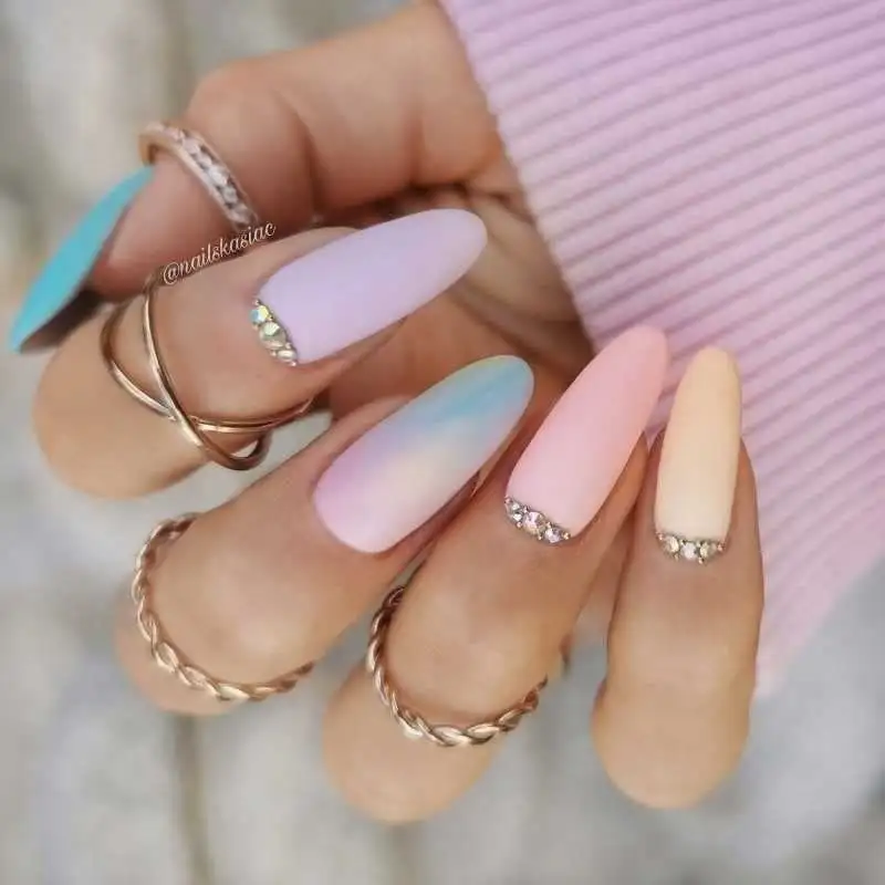 1 Lollipop UV Nagellack 5 ml Claresa — 7