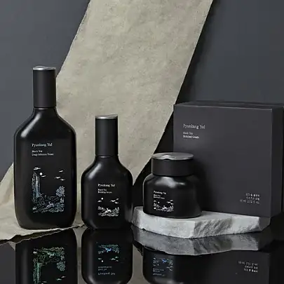 Pyunkang Yul Black Tea Line Gift Set - Zestaw prezentowy linii z czarnej herbaty (żel + tonik + serum + krem) — 2