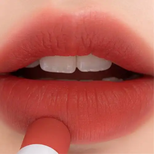 rom&nd Zero Matte Lipstick 18 Tanning Red - Matowa pomadka 3 g — 2