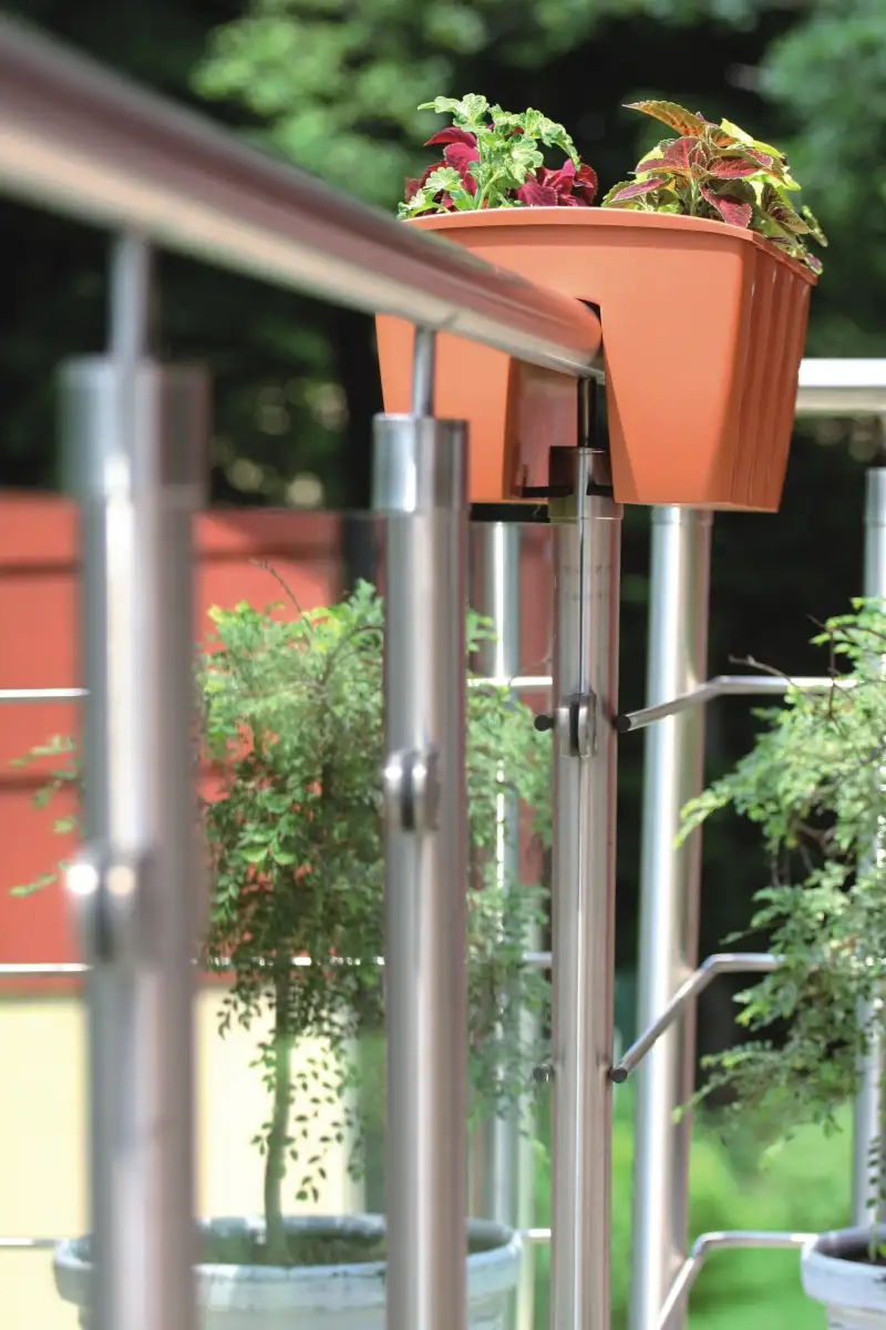 Doniczka na balustradę CROWN DCRO600 | Biały — 6
